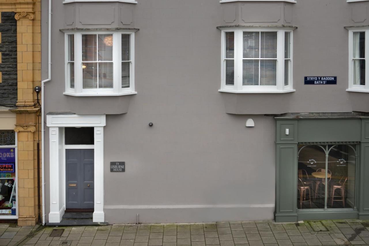 1 Lisburne House Апартаменты Аберистуит